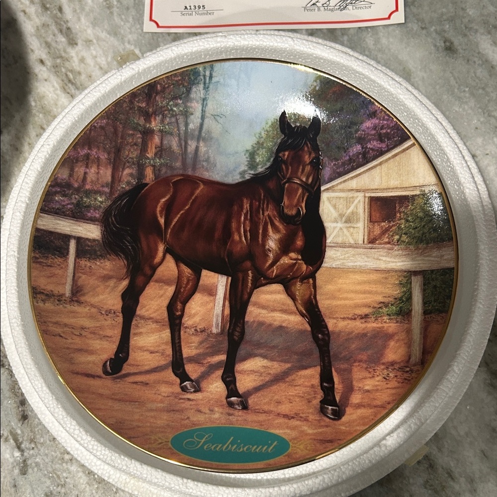 Danbury Mint Brown Horse Decor Plate